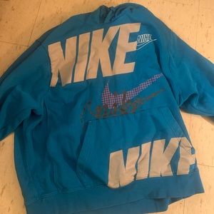 Nike sweatshirt size large